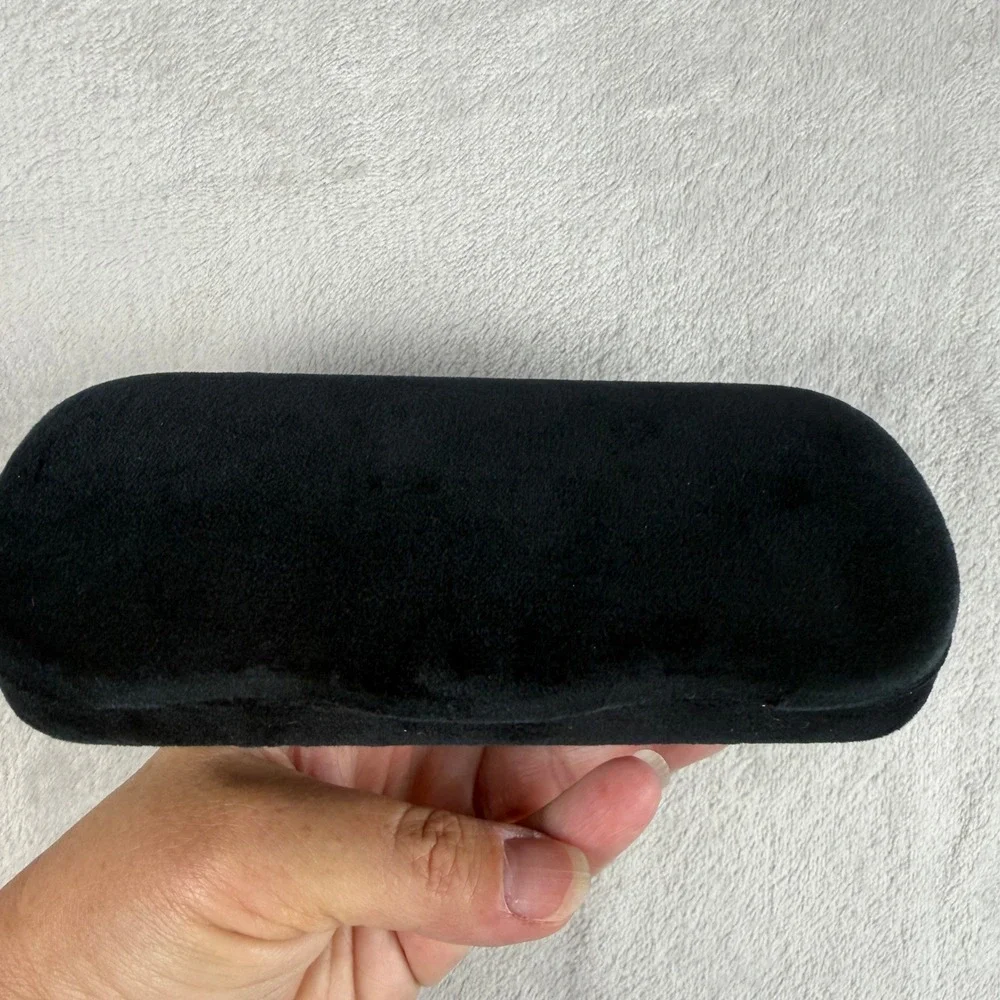 Gucci hard clamshell